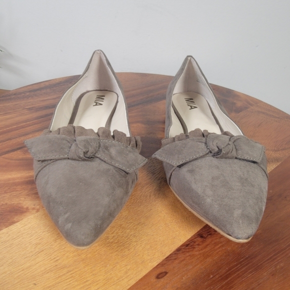 Mia Jeanette Faux Suede Pointed Toe Flats Size 8 Casual Comfy - Picture 4 of 16